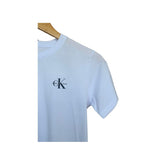 CAMISETA CKJ KIDS MAS MC REISSUE PEITO BRANCO