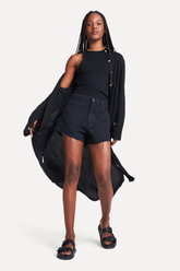 SHORTS FEM JEANS BARRA A FIO SIMPLES PRETO