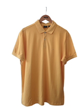 POLO MC MAS ARAMIS DETALHE INTERNO AMARELO BANANA