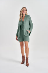 BLAZER FEM EM TECIDO ALFAIATARIA VERDE SALVIA