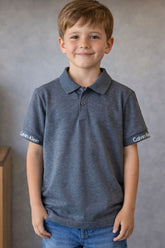POLO CKJ KIDS MAS LOGO CKJ RETILINEA CHUMBO