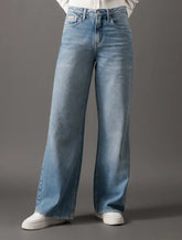 CALCA CKJ FEM JEANS WIDE LEG 5 POCKETS AZUL CLARO