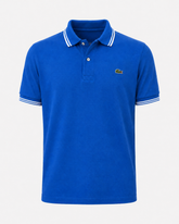 POLO MASC MC DET GOLA LACOSTE AZUL CLARO HH7
