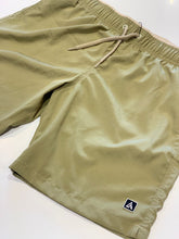 SHORT TACTEL MASC KIDS LISO VERDE SECO