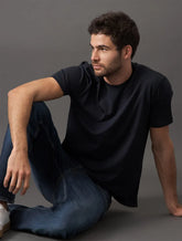 CAMISETA CKJ MAS MC ESSENTIALS MARINHO