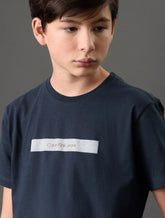 CAMISETA CKJ KIDS MAS MC LOGO SPORT MARINHO