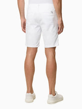 BERMUDA CKJ MAS COLOR CHINO BRANCO