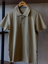 POLO MAS MC ESSENCIAL SLIM OGOCHI VERDE MUSGO 1119