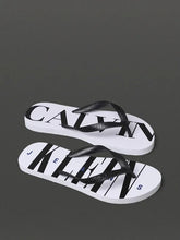 CHINELO MAS CKJ LOGO SERIF FONT BRANCO
