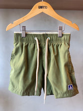 BERMUDA KIDS TACTEL PELETIZADO LISO MILITAR/KHAKI
