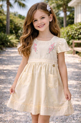 VESTIDO BABY TRICOLINE COM BORDADO AMARELO CLARO