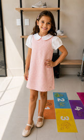 VESTIDO TWEED MODELO RETO E GOLA ALFAIAT ROSA CLARO