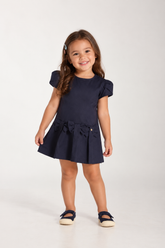 VESTIDO TRICOLINE DET PREGAS C LACO MARINHO