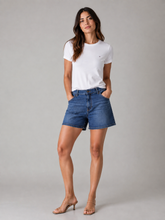 BERMUDA CKJ FEM JEANS ALONGADA 5 POCKETS AZUL MEDIO