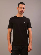 CAMISETA CKJ MAS MC CK BORDADO PRETO
