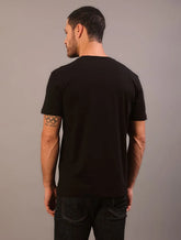 CAMISETA CKJ MAS MC CK BORDADO PRETO