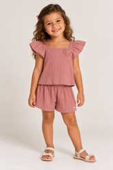 CONJ BL APLIQUE FLOR E SHORT CANEL TRAB ROSA SECO