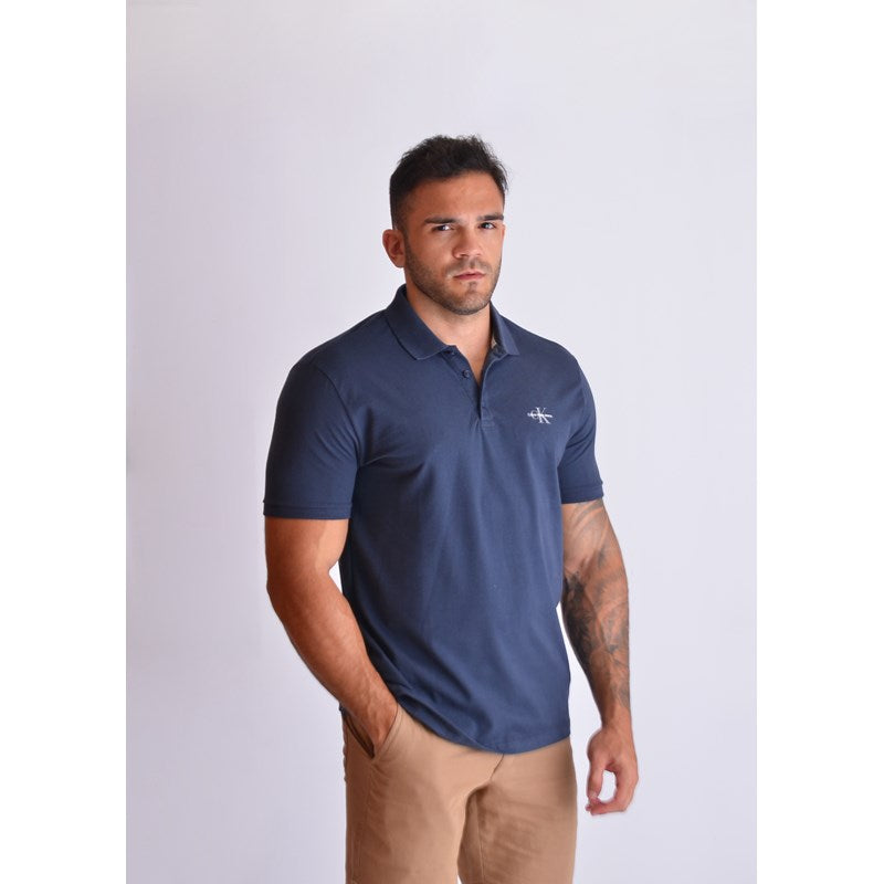 POLO CKJ MASC MC LOGO RE ISSUE PEITO MARINHO