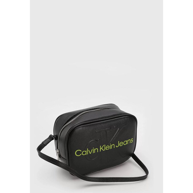 BOLSA CKJ FEM CAMERA BAG COURO SCULPTED PRETO