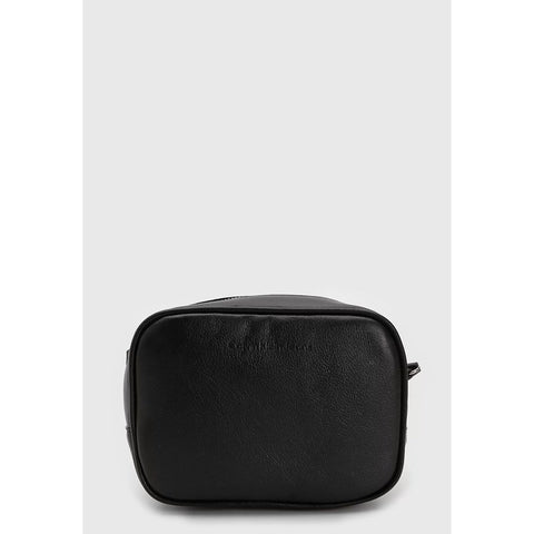 BOLSA CKJ FEM CAMERA BAG COURO SCULPTED PRETO