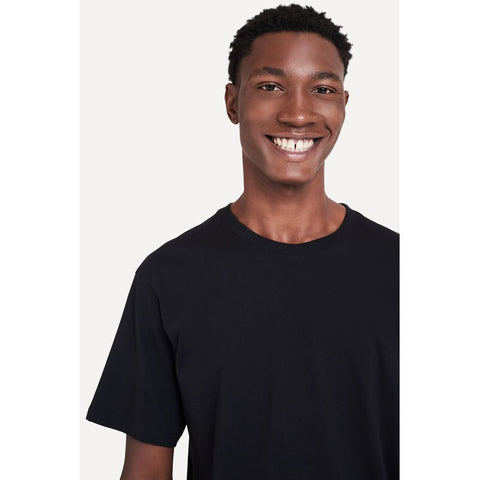 CAMISETA MC MASC SIMPLES PRETO PRETO