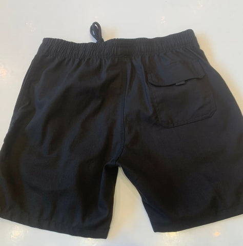 NOVO SHORT LINHO MASC LISO PRETO