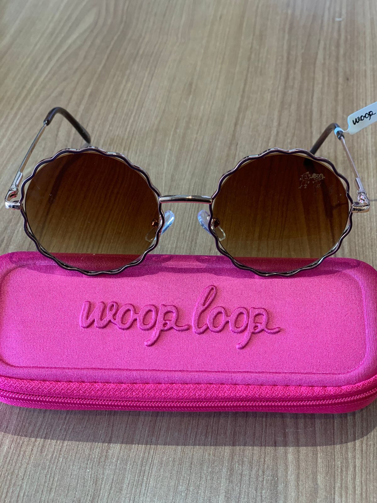 NOVO OCULOS DE SOL INFANTIL WP METAL DOURADO C MARROM