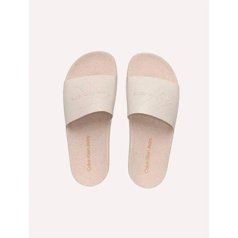 NOVO CHINELO CKJ MASC SLIDE SUSTAINABLE OFF WHITE