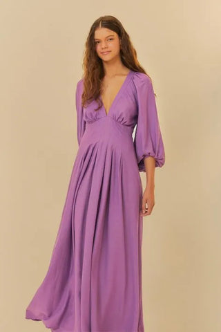 VESTIDO LONGO MANGAS PREGAS LILAS