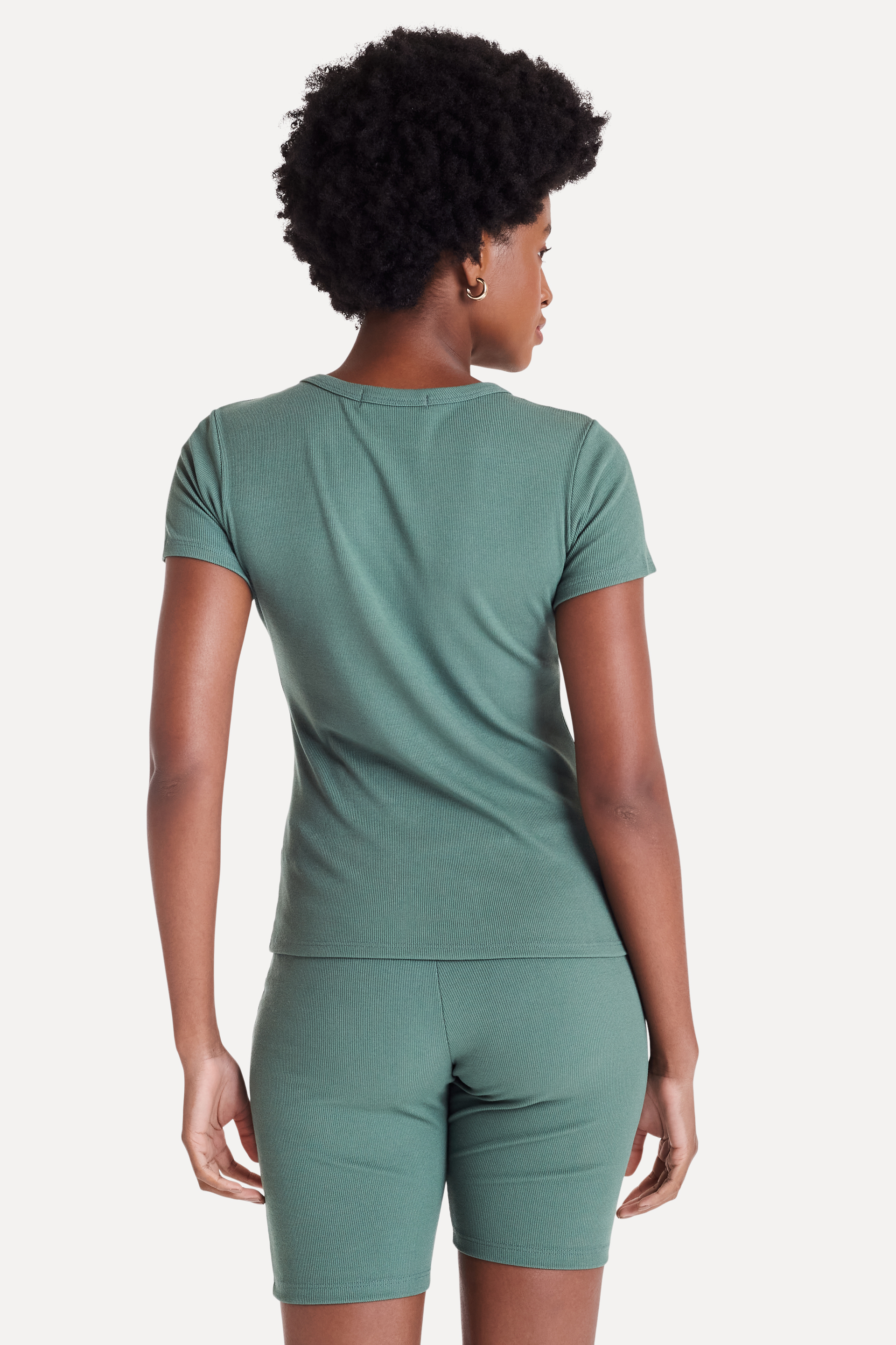 BLUSA FEM MC DECOTE CARECA RIB SIMPLES VERDE MUSGO