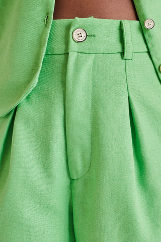SHORTS FEM ALFAIATARIA SIMPLES LIMAO