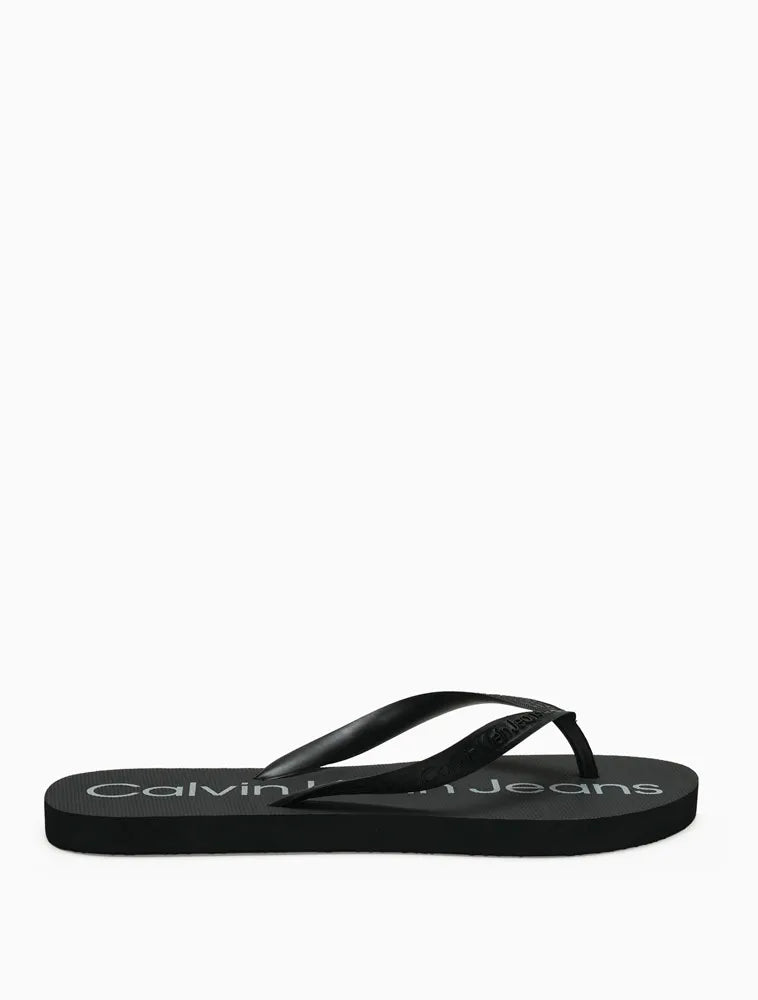 CHINELO CKJ MAS BASIC PRETO