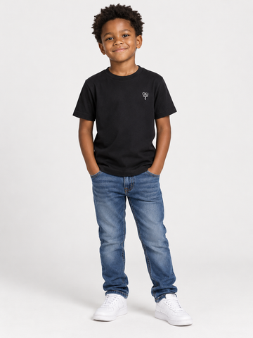CAMISETA CKJ KIDS MAS MC OMEGA PEITO PRETO