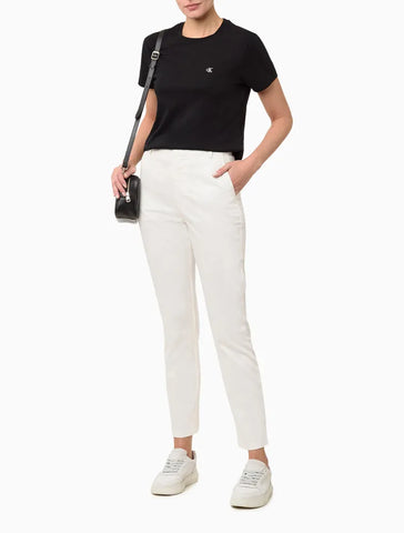 BLUSA CKJ FEM MC LOGO BORDADO PRETO