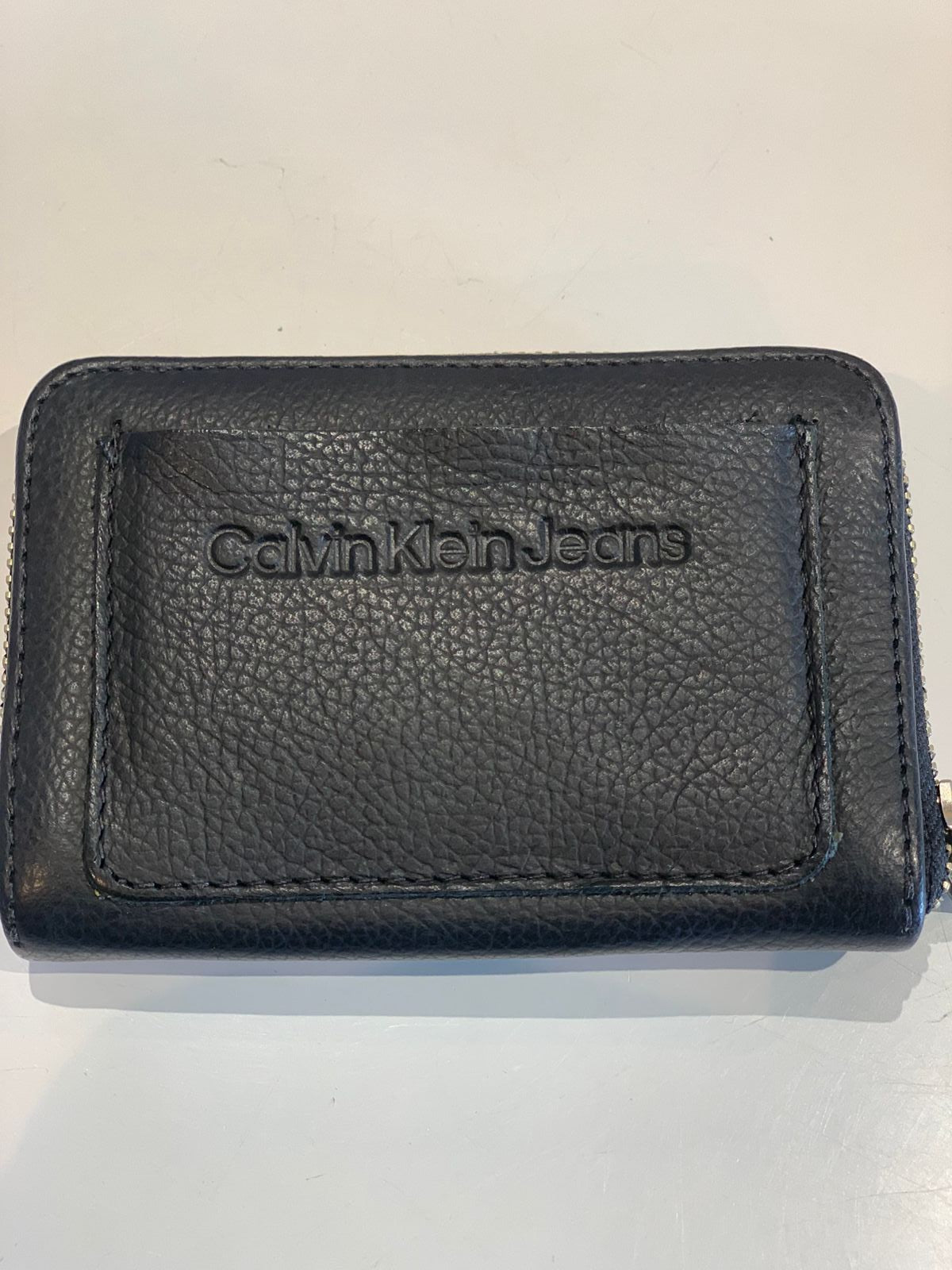 CARTEIRA FEM PEQUENA CKJ QUEIMA CK PRETO