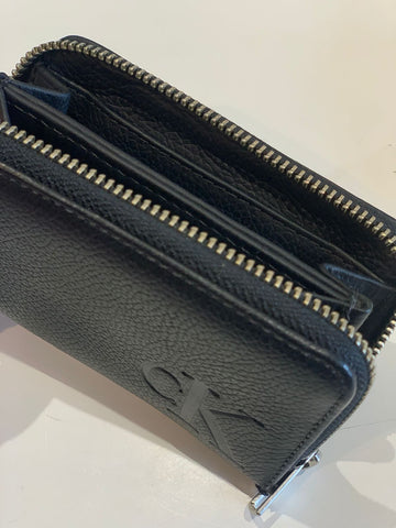 CARTEIRA FEM PEQUENA CKJ QUEIMA CK PRETO