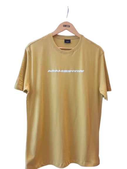 CAMISETA MAS ARAMIS BOLD ESPELHADO AMARELO MOSTARDA