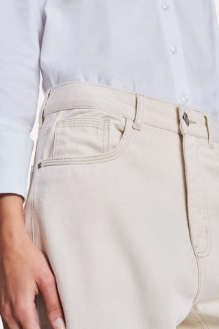 CALCA JEANS FEM MOM WEG SIMPLES OFF WHITE