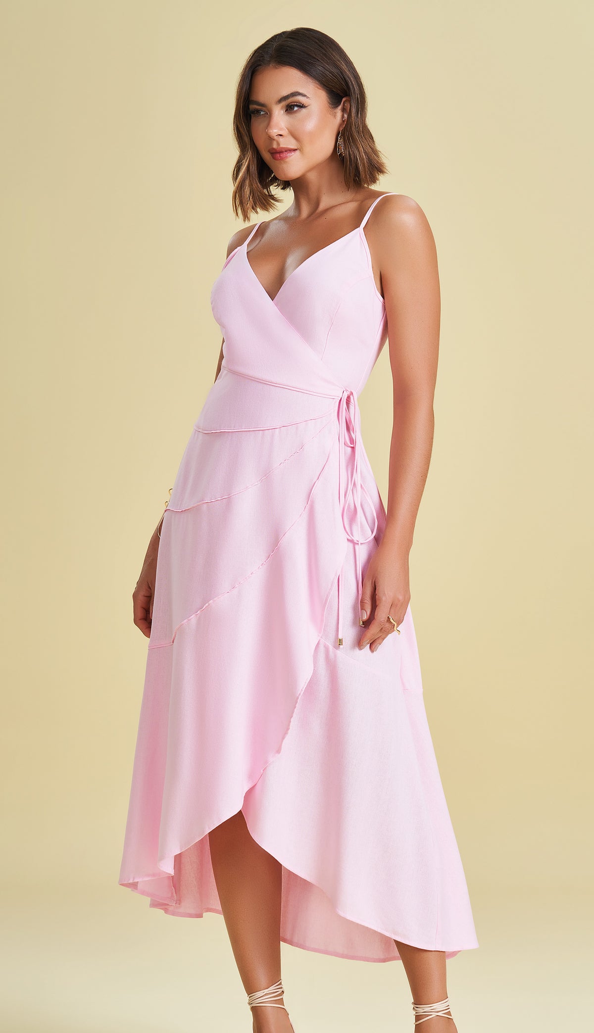 VESTIDO MIDI DE ALCA EM PLANO LINEN ROSA QUARTZ