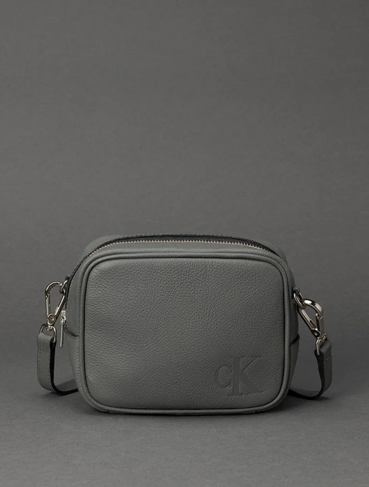 BOLSA CAMERA BAG CKJ FEM QUEIMA CK CHUMBO