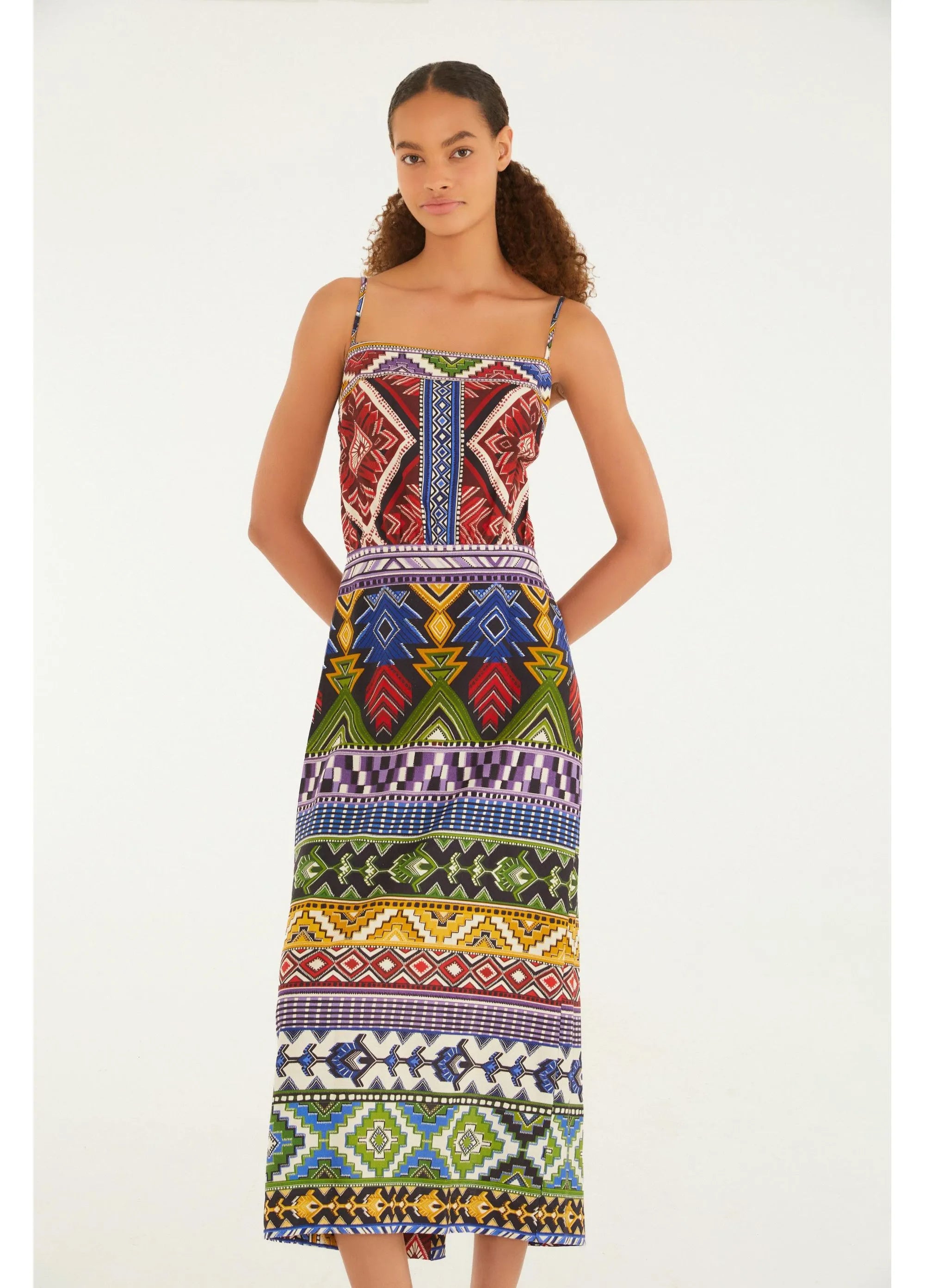 VESTIDO ALCINHAS GRAFICO DE COR ESTAMPADO