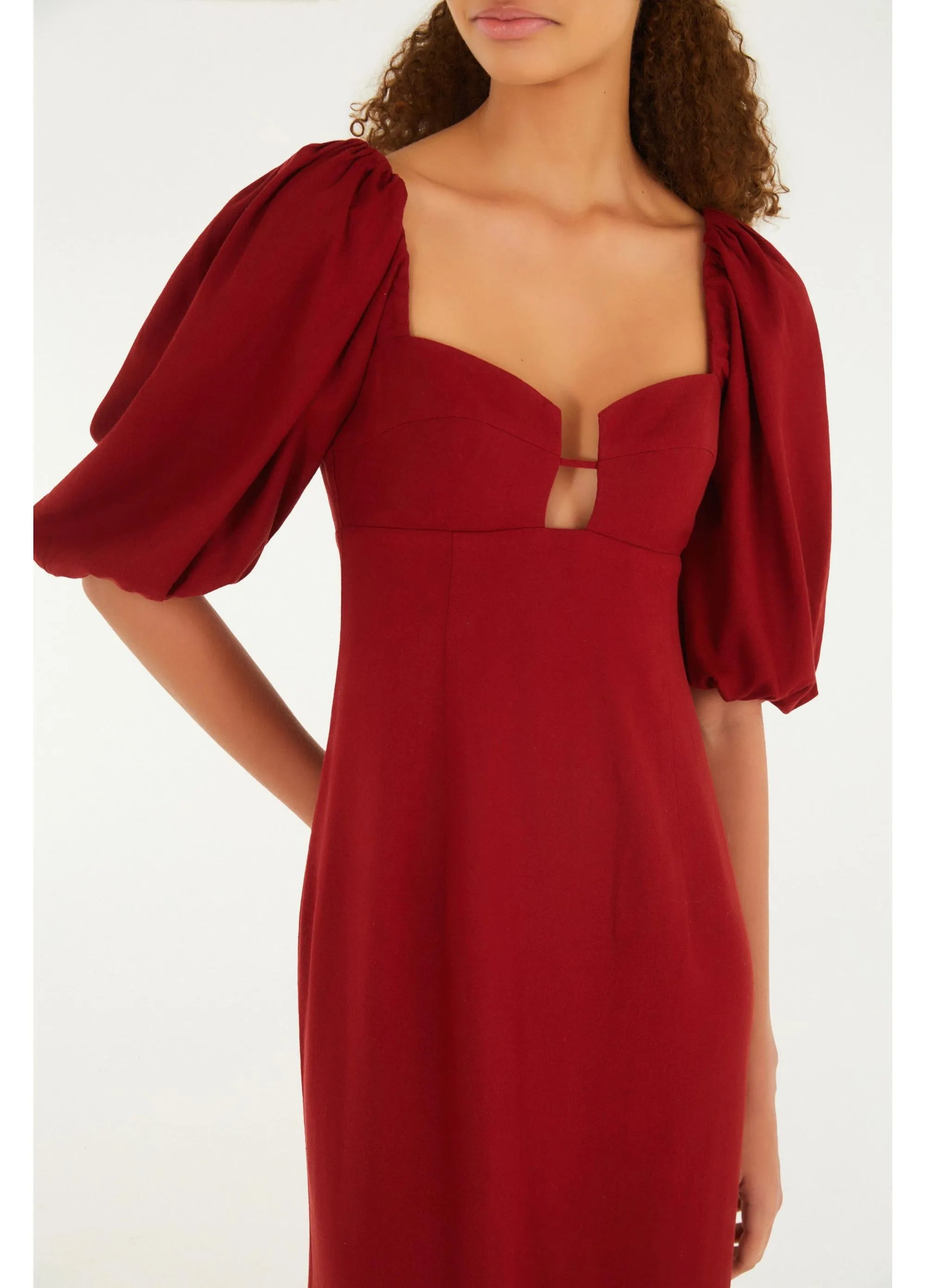 VESTIDO RETO MANGAS FARM VERMELHO ESCURO