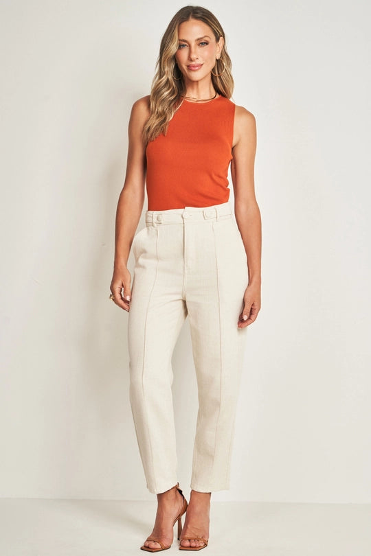 BLUSA FEM SEM MANGA EM TRICOT CONHAQUE