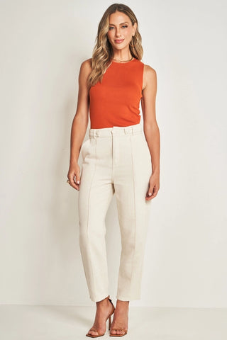 BLUSA FEM SEM MANGA EM TRICOT CONHAQUE