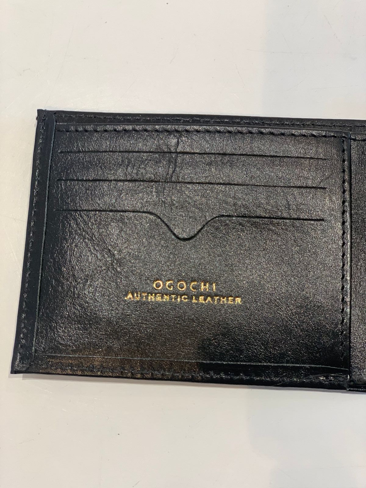CARTEIRA OGOCHI INF MAS EM COURO PRETO 0005