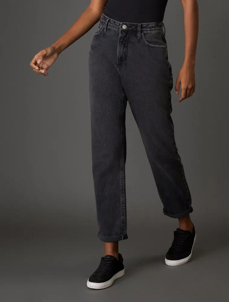 CALCA CKJ FEM JEANS MOM 5 POCKETS PRETO