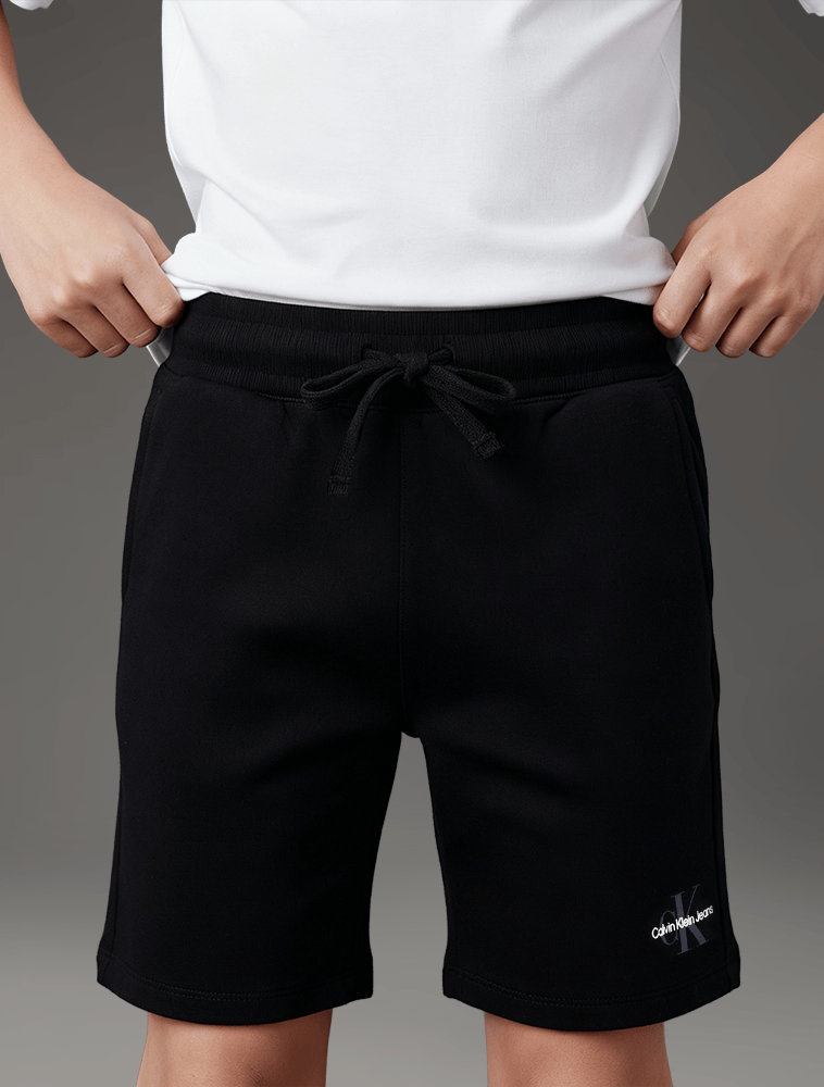 BERMUDA CKJ KIDS MOLETOM LOGO REISSUE PRETO