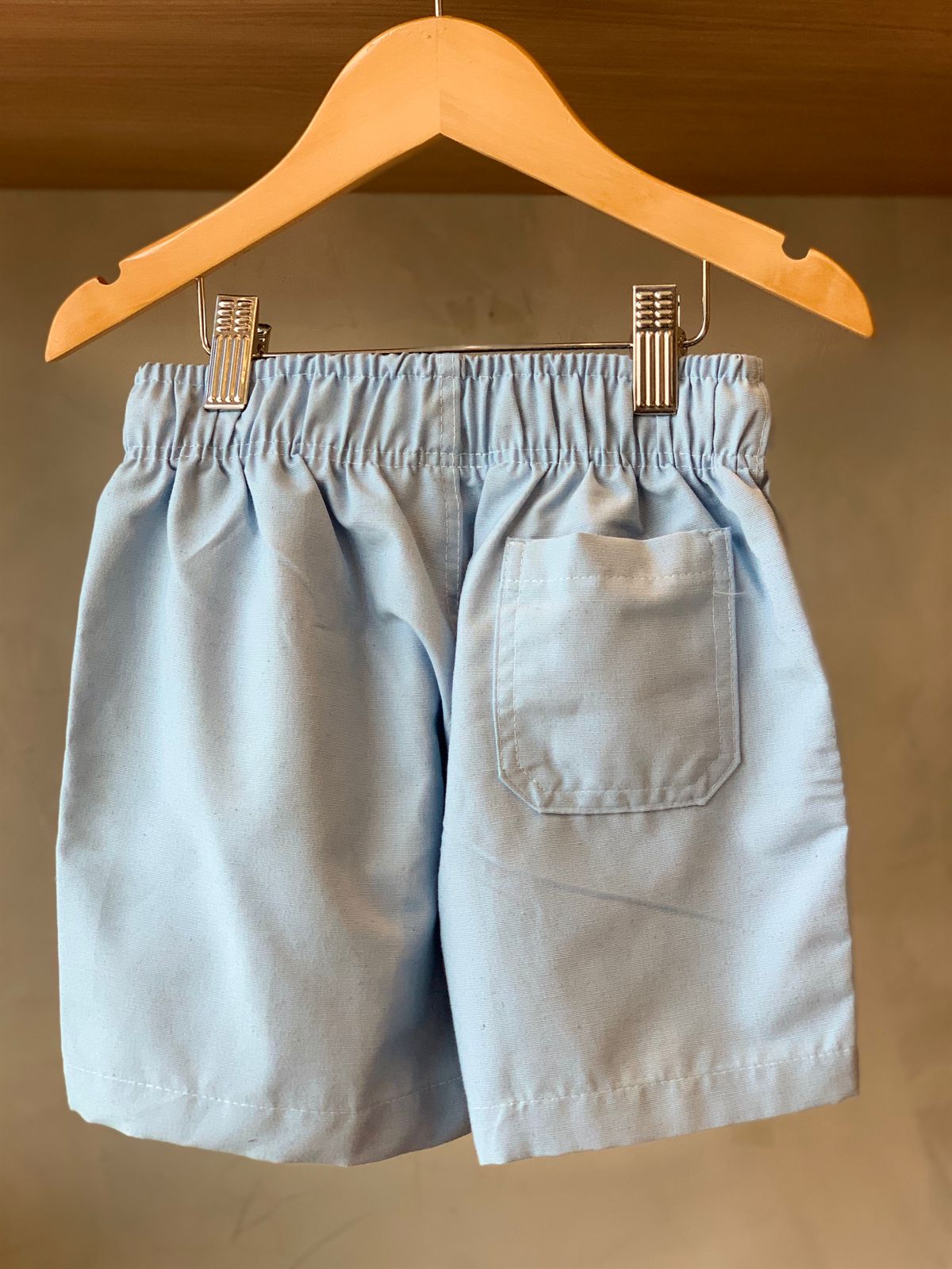 BERMUDA OGOCHI INF RESORT CASUAL CURTA AZUL CLARO 0118