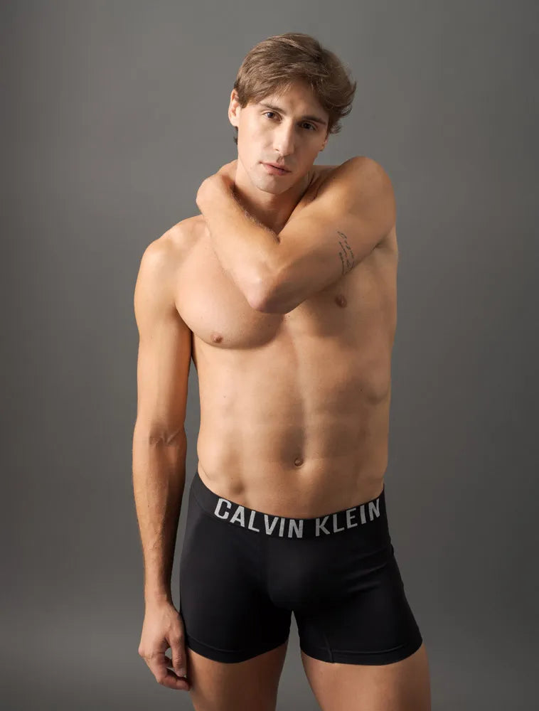 CUECA CKJ TRUNK INTENSE POWER SEAMLESS PRETO