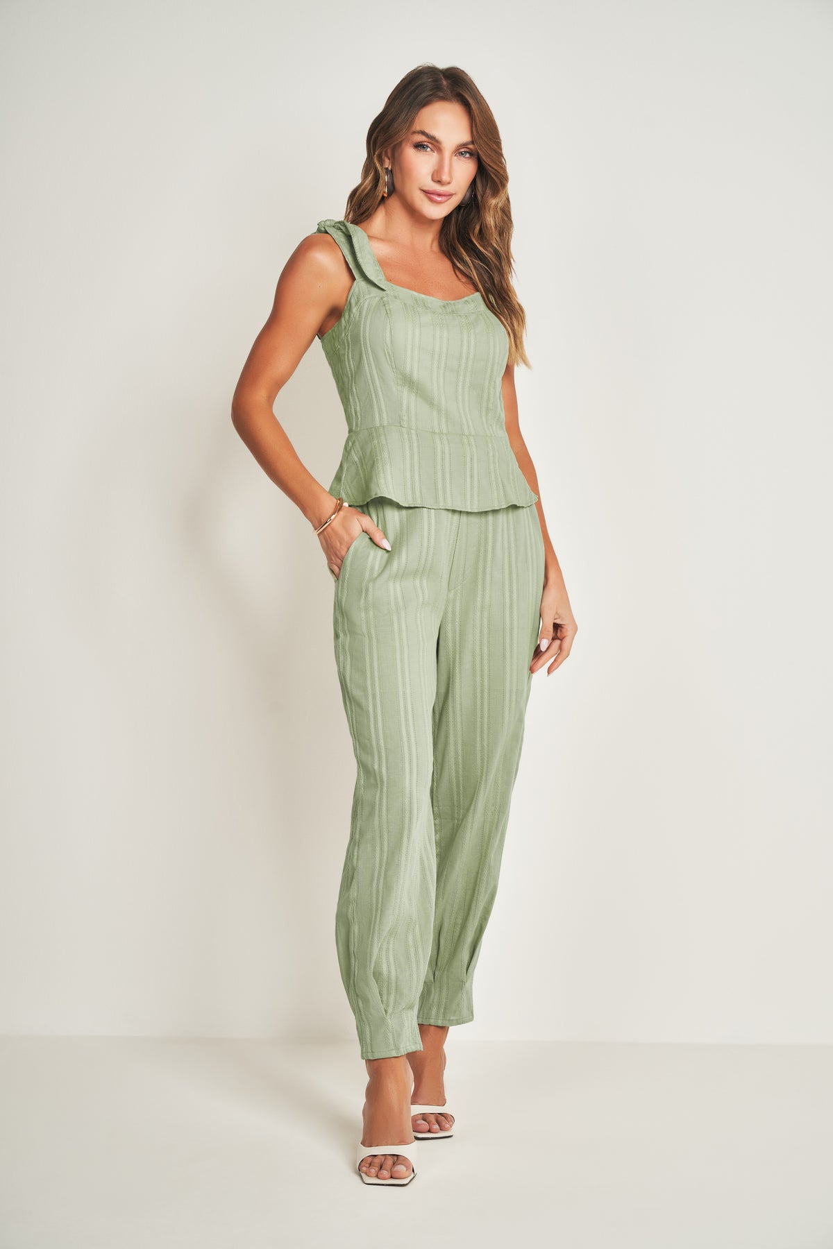 BLUSA DE ALCA EM PLANO CAMBRAIA LISTRADA VERDE CHA